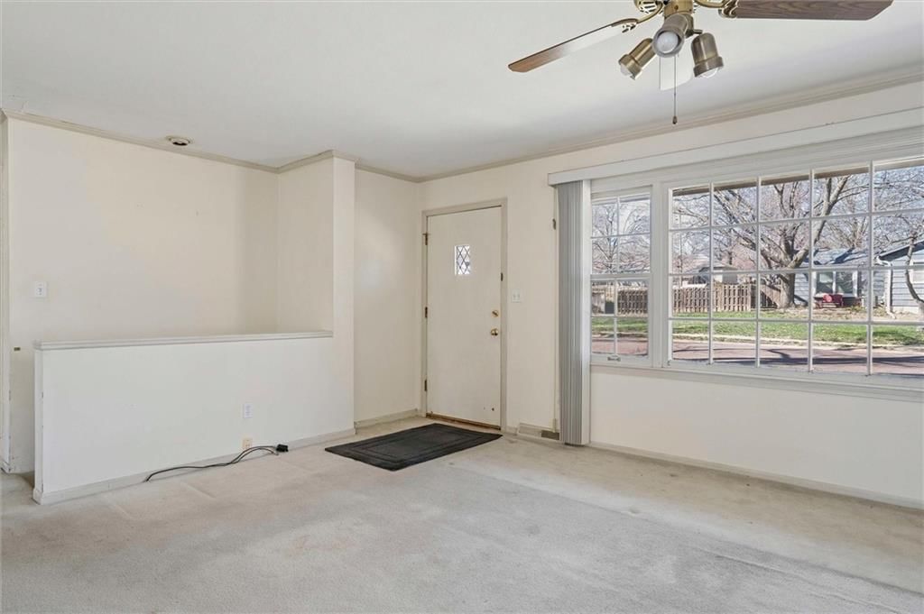 10301 W 89th Street — photo 3