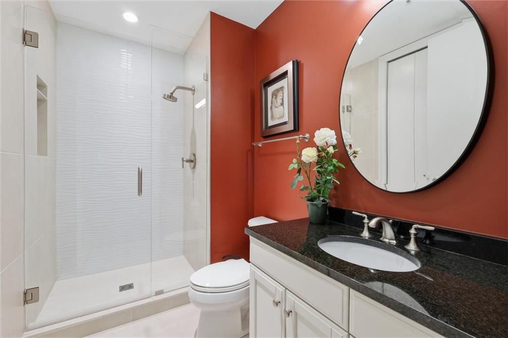 4900 Central #305 Street — photo 21
