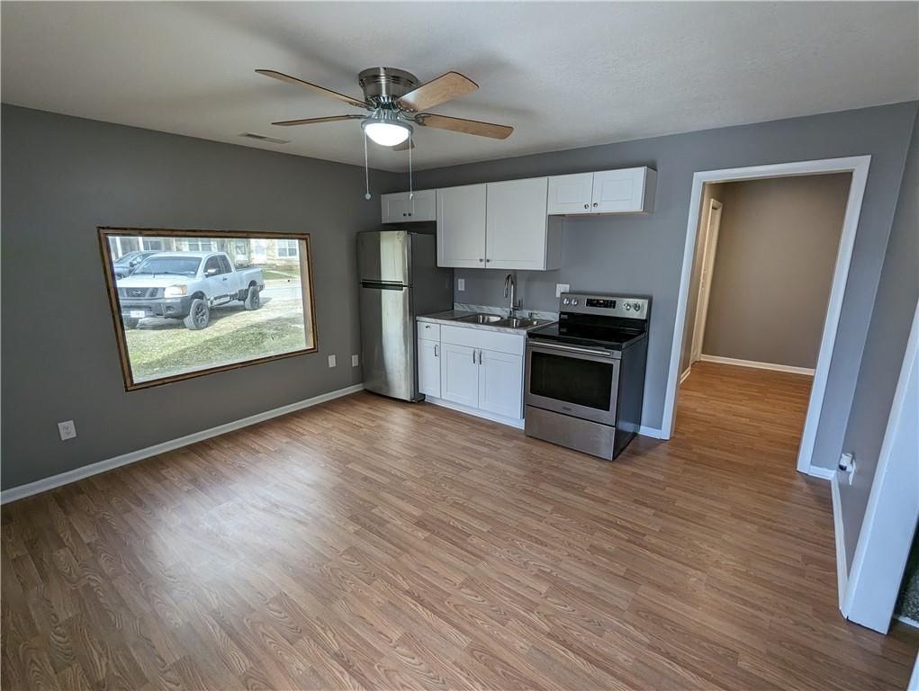 184 W Center Street — photo 16