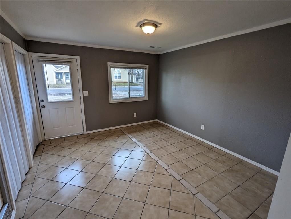 184 W Center Street — photo 27