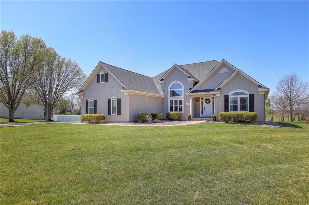 1602 SW TIMBERLINE Road, Oak Grove, MO