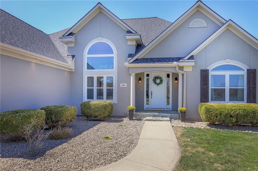 1602 SW TIMBERLINE Road — photo 3