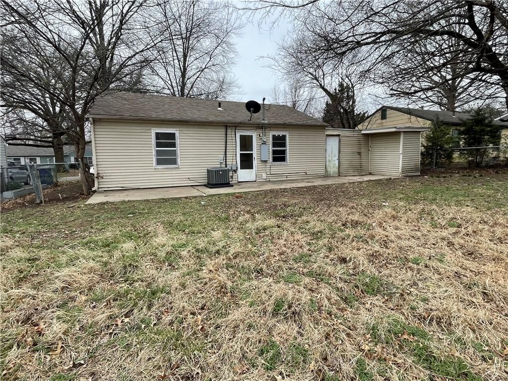 2508 Moundview Drive — photo 9