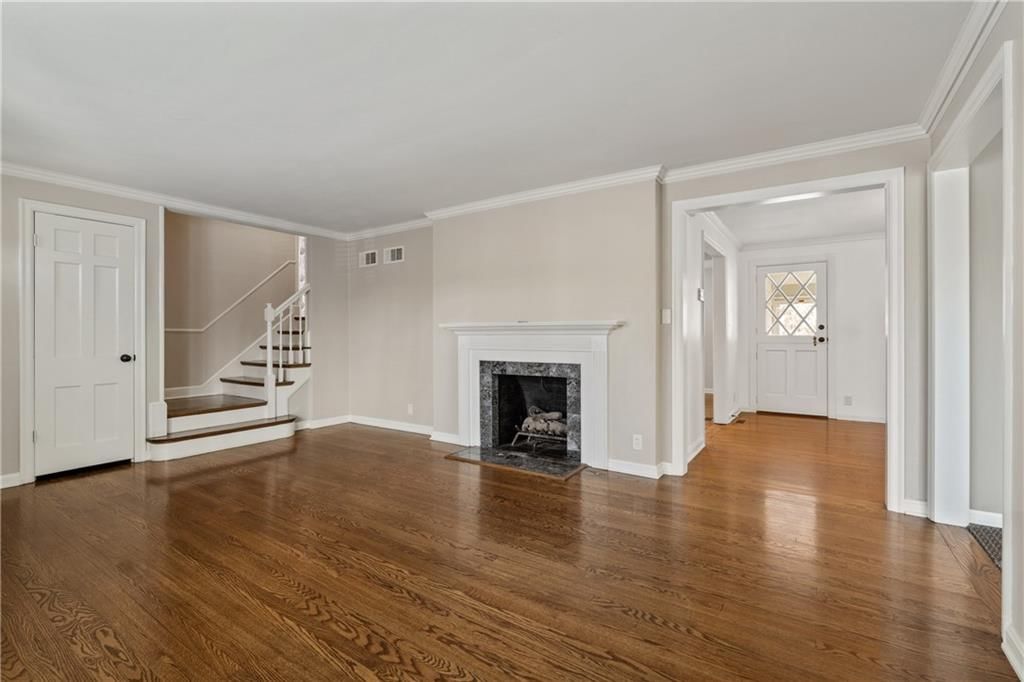 616 E 66th Street — photo 4