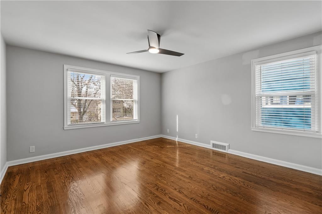 616 E 66th Street — photo 19