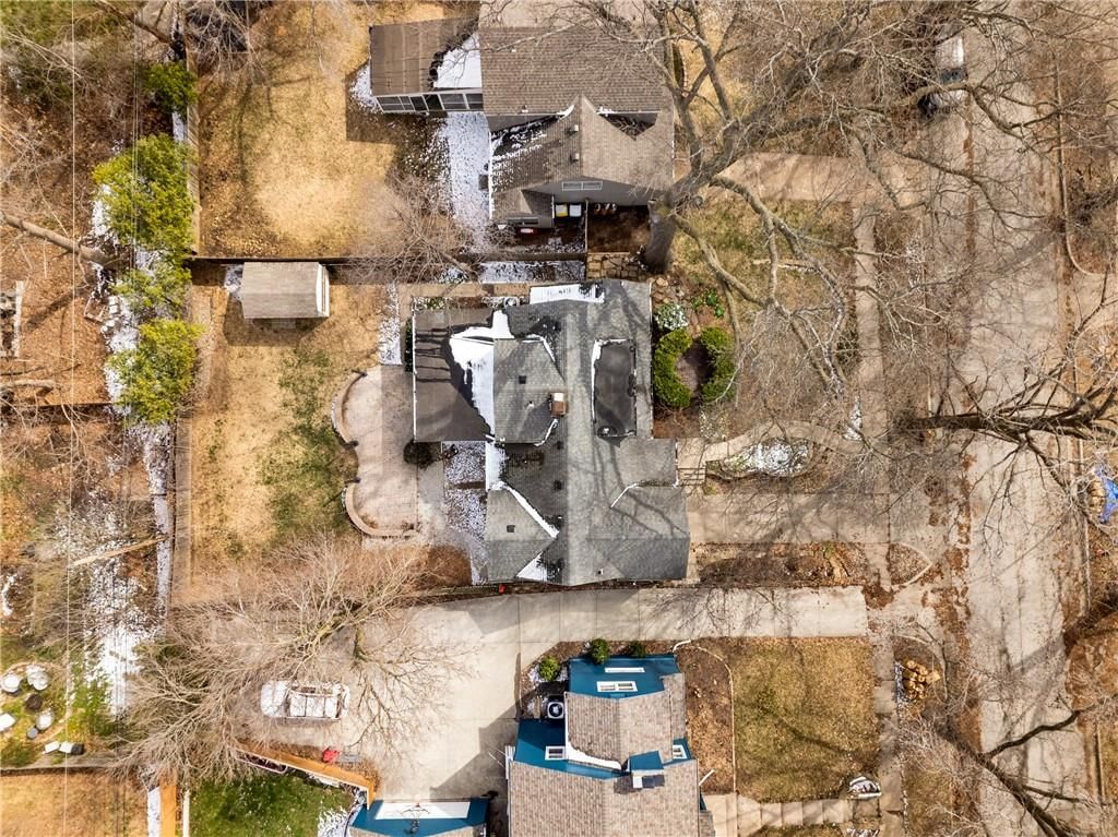 616 E 66th Street — photo 32