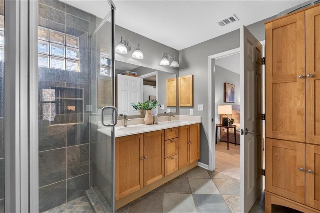 7407 W 101st Terrace — photo 32