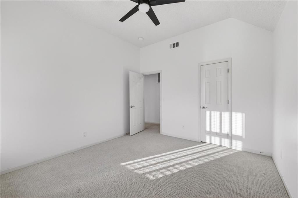 7407 W 101st Terrace — photo 34