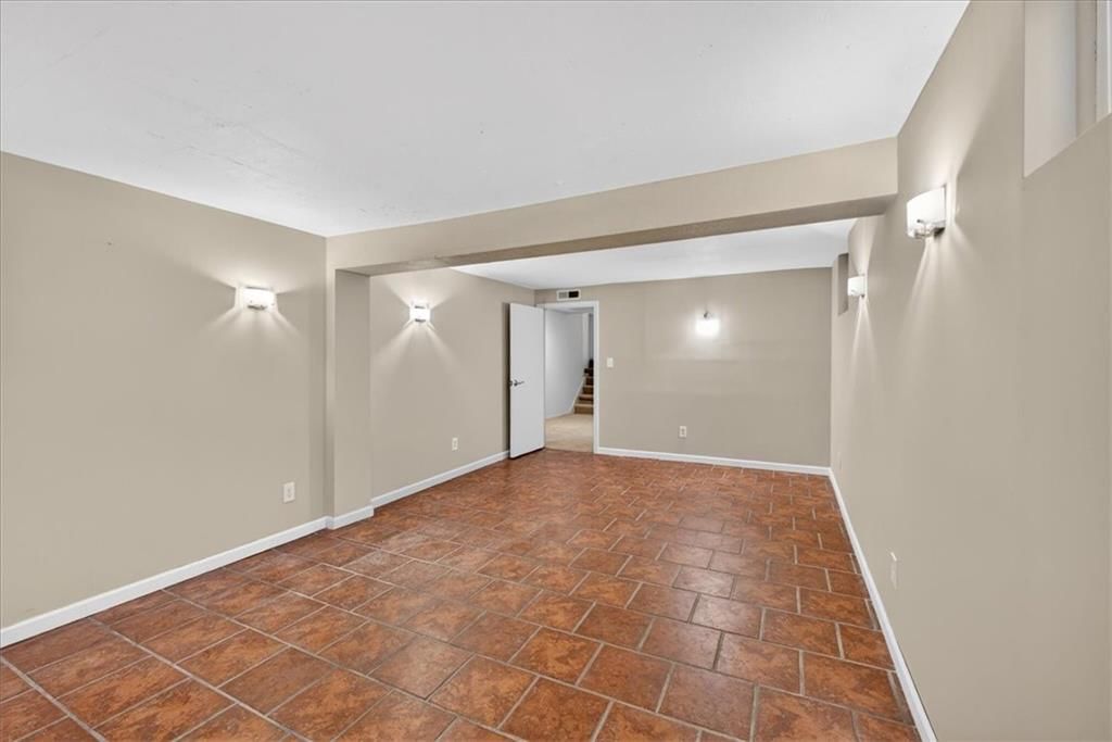 7407 W 101st Terrace — photo 39