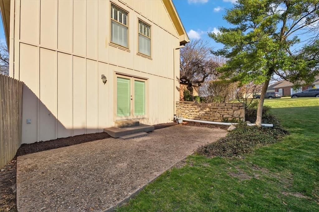 7407 W 101st Terrace — photo 45