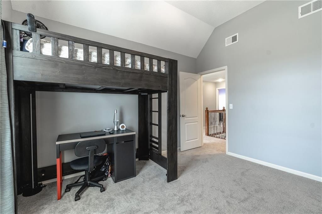 15914 W 161st Street — photo 29