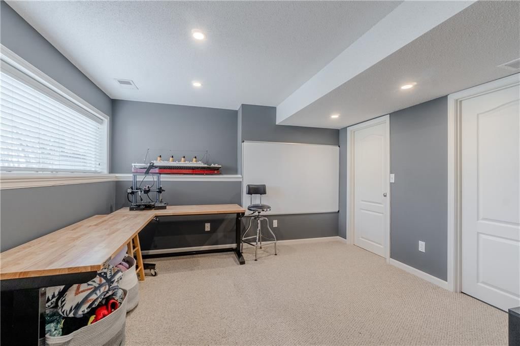 15914 W 161st Street — photo 39