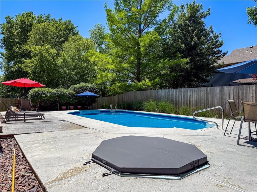 413 Terri Court — photo 27
