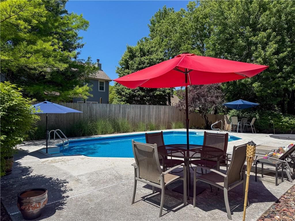 413 Terri Court — photo 29