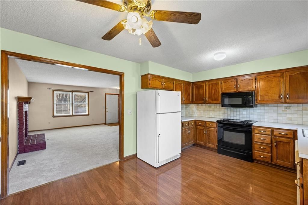 15052 W 139 Street — photo 12
