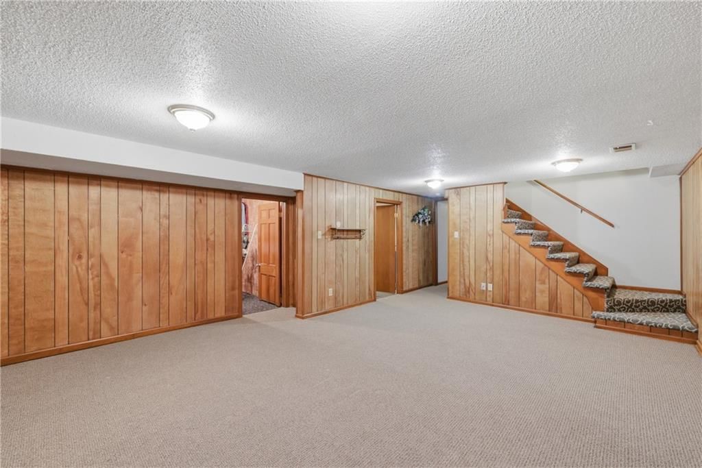 6828 Lakeshore Drive — photo 24