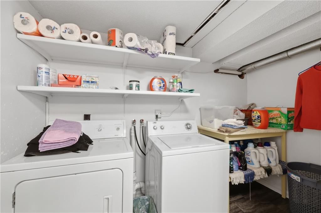6828 Lakeshore Drive — photo 26