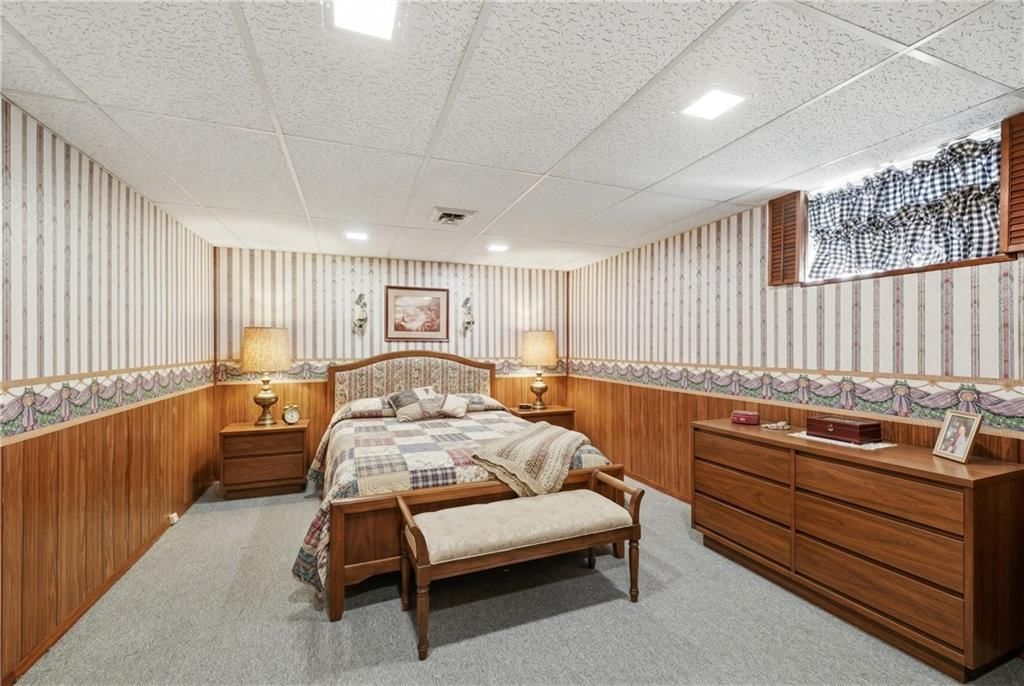 6828 Lakeshore Drive — photo 30
