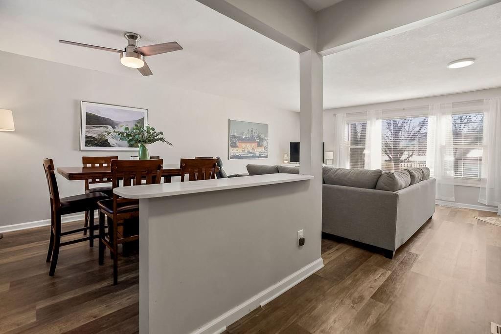 622 NW VILLAGE Drive — photo 10