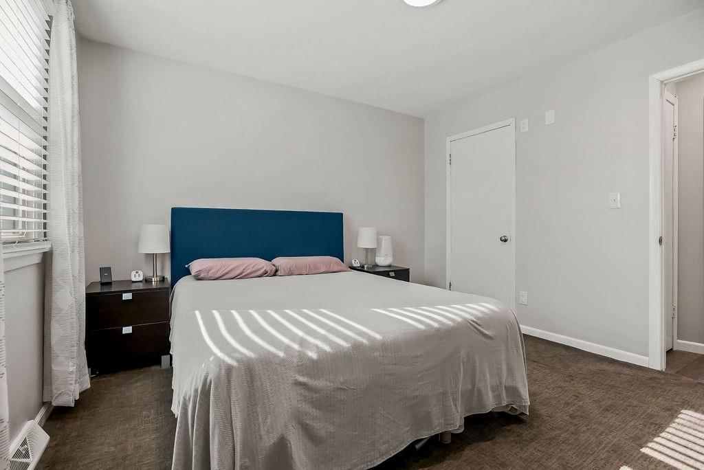 622 NW VILLAGE Drive — photo 16