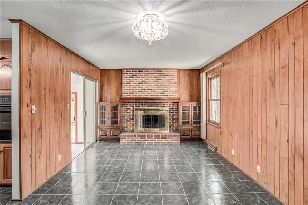 8613 N Boone Street — photo 7