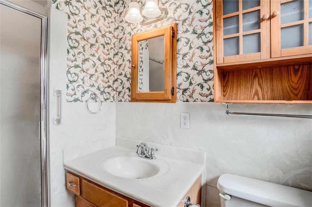 8613 N Boone Street — photo 17