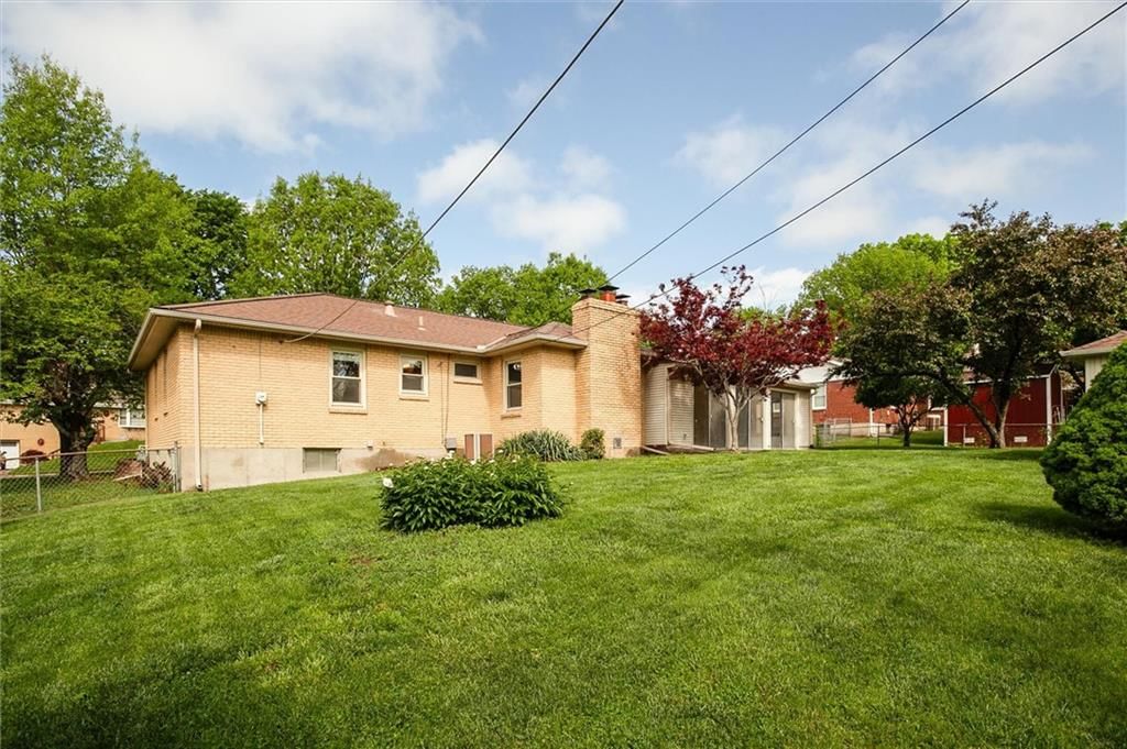 8613 N Boone Street — photo 30
