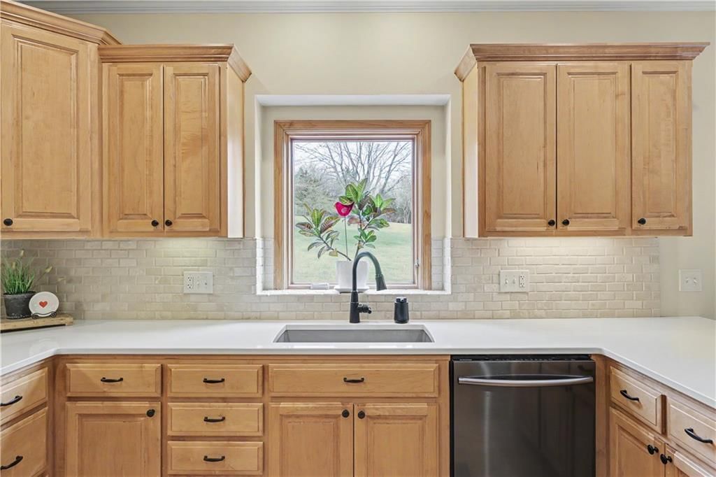17888 Evans Road — photo 15