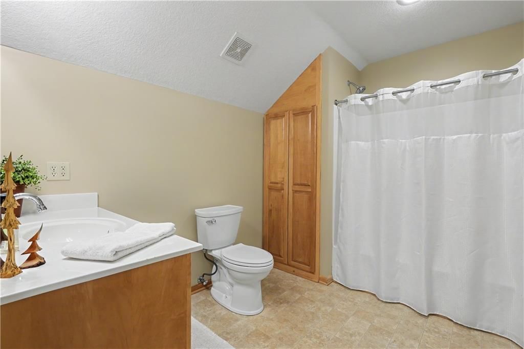 17888 Evans Road — photo 37