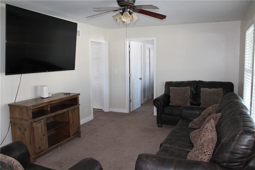 14309 E 39th Street — photo 12