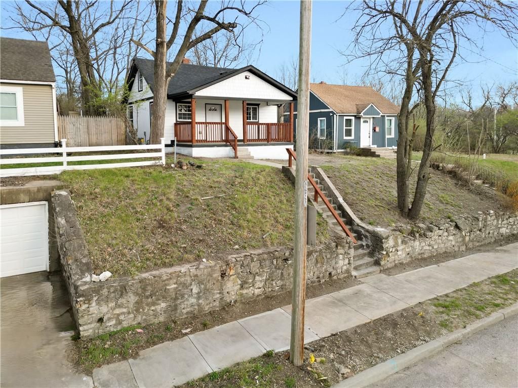 3837 Olive Street — photo 22