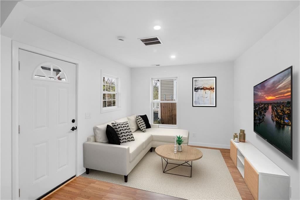 3837 Olive Street, Kansas City, MO: listing photo 2