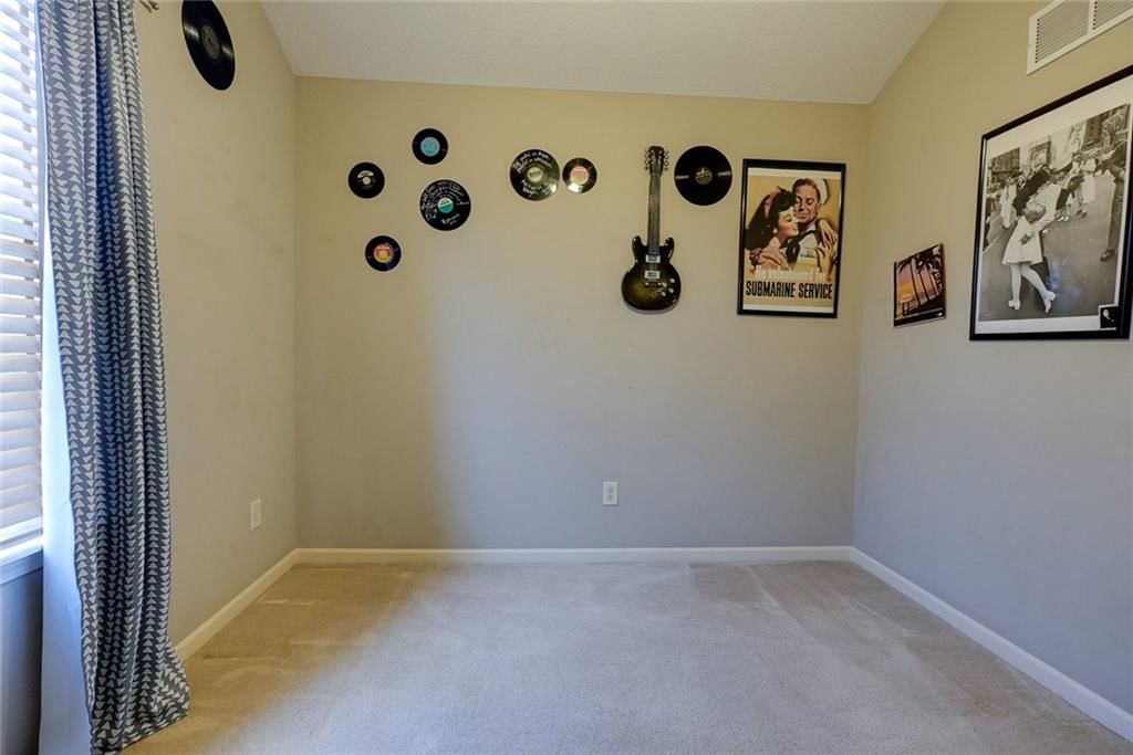 1700 SE Piccadilly Street — photo 25