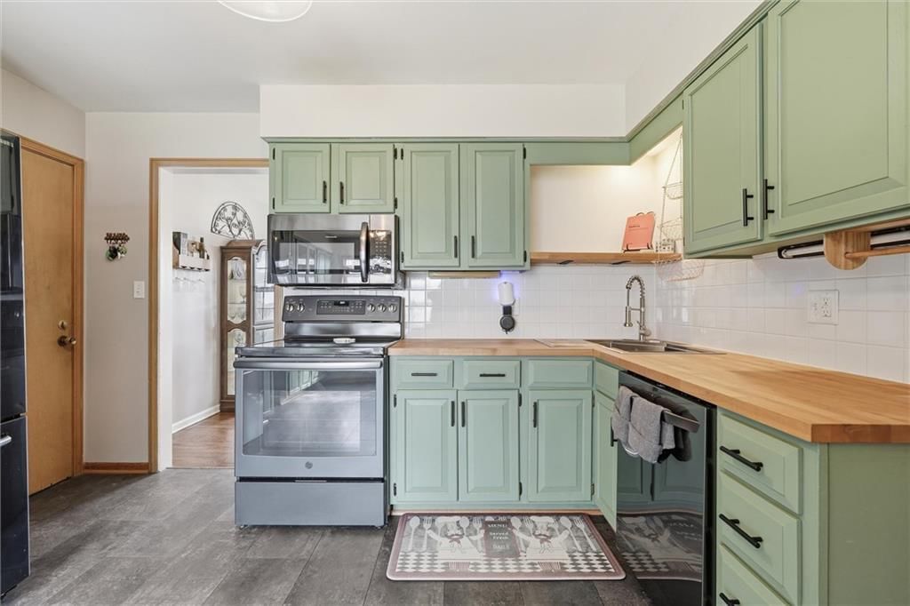 10524 CLEVELAND Avenue — photo 15