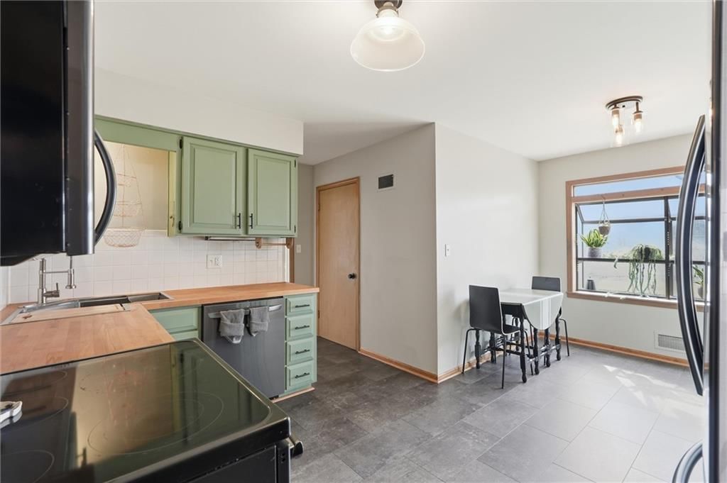 10524 CLEVELAND Avenue — photo 19