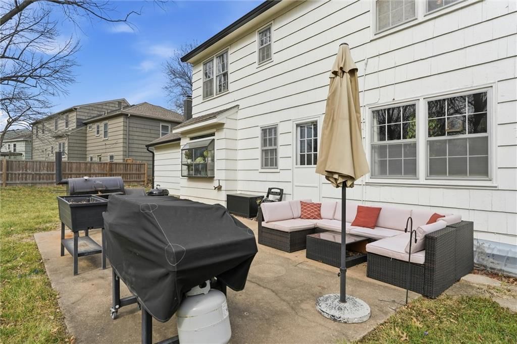 10524 CLEVELAND Avenue — photo 32