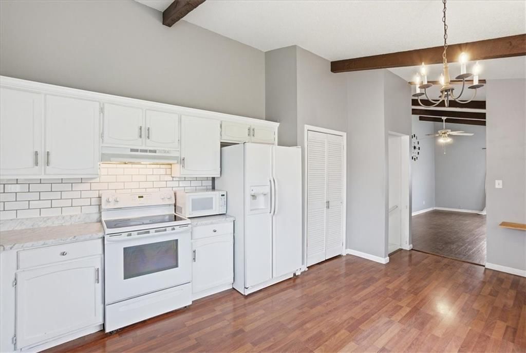 407 SW Glendana Street — photo 10