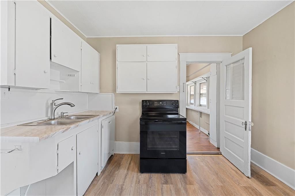 635 N Cedar Street — photo 17