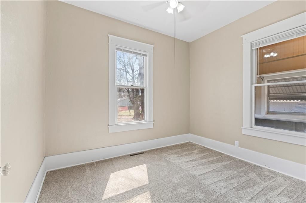 635 N Cedar Street — photo 23