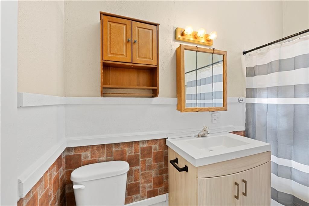 635 N Cedar Street — photo 27