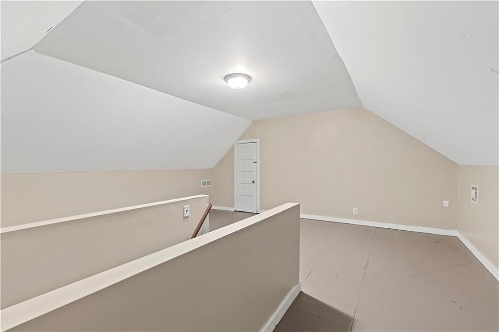635 N Cedar Street — photo 28
