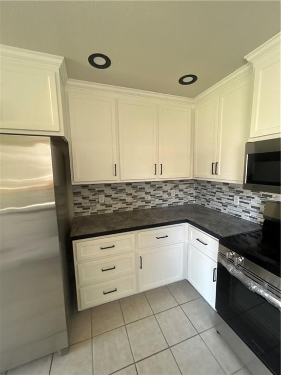 2004 Goodell Court — photo 20