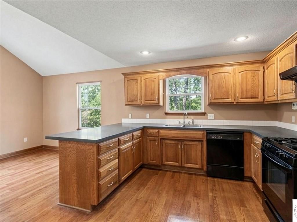 26690 Oakwood Lane — photo 14