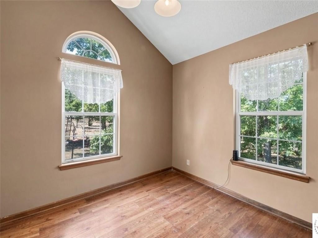 26690 Oakwood Lane — photo 15
