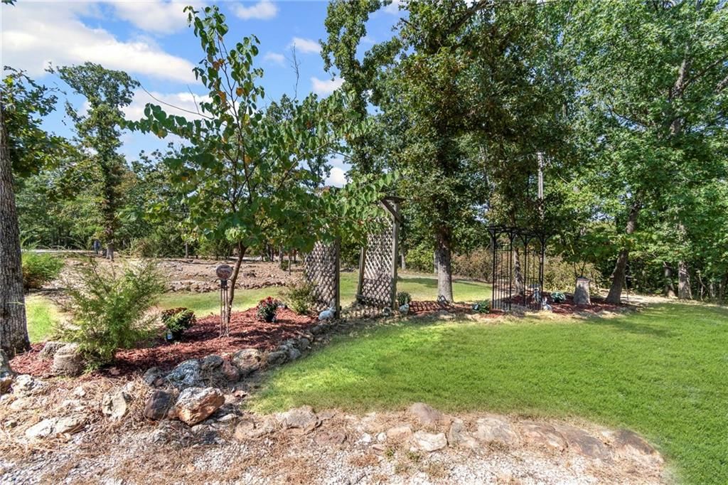 26690 Oakwood Lane — photo 46