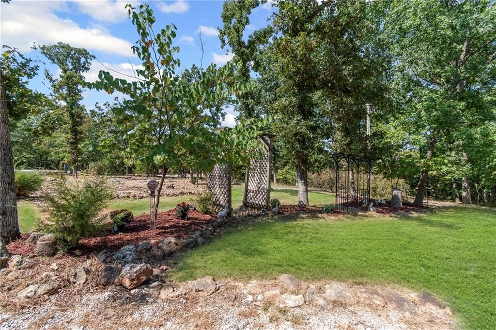 26690 Oakwood Lane — photo 47