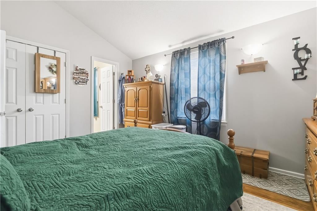 3204 NE 66th Street — photo 22