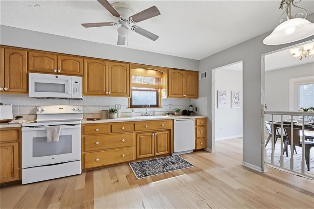 1905 NE 78th Street — photo 10