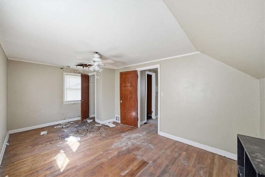 4326 Monroe Avenue — photo 9