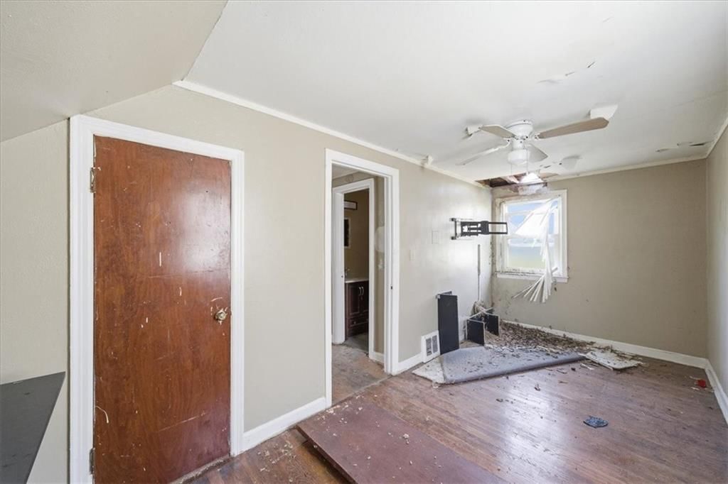 4326 Monroe Avenue — photo 12